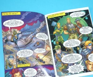 2004 GI JOE PRODUCT CATALOG VALOR VS VENOM MINI COMIC DAWN OF V-TROOPS HASBRO