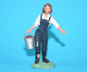 BRITAINS FARM #2052 H1557 H2052 LAND GIRL POLYTHENE 1960s HERALD ENGLAND HTF