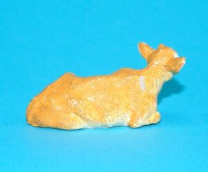 BRITAINS FARM #2159 JERSEY CALF LYING 1960s ENGLAND