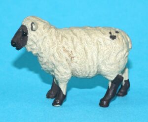 BRITAINS FARM #2202 H1571 H2202 SHEEP STANDING 1950s HERALD ENGLAND