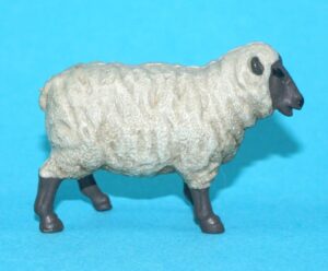BRITAINS FARM #2202 H2202 SHEEP STANDING 1960s ENGLAND
