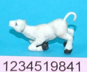 BRITAINS FARM #2216 ASSORTED LAMBS #2211 H2211 H1576 LAMB KNEELING 1950s HERALD