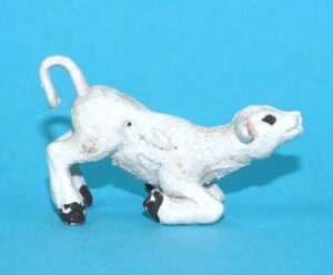 BRITAINS FARM #2216 ASSORTED LAMBS #2211 H2211 H1576 LAMB KNEELING 1950s HERALD