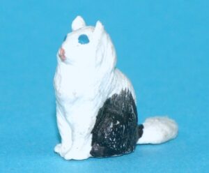 BRITAINS FARM #2290 H2290 ASSORTED CATS CAT SITTING 1960s HERALD ENGLAND