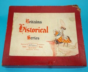 BRITAINS HISTORICAL SERIES #1258 TOURNAMENT KNIGHTS MARSHAL & SQUIRES BOX SET