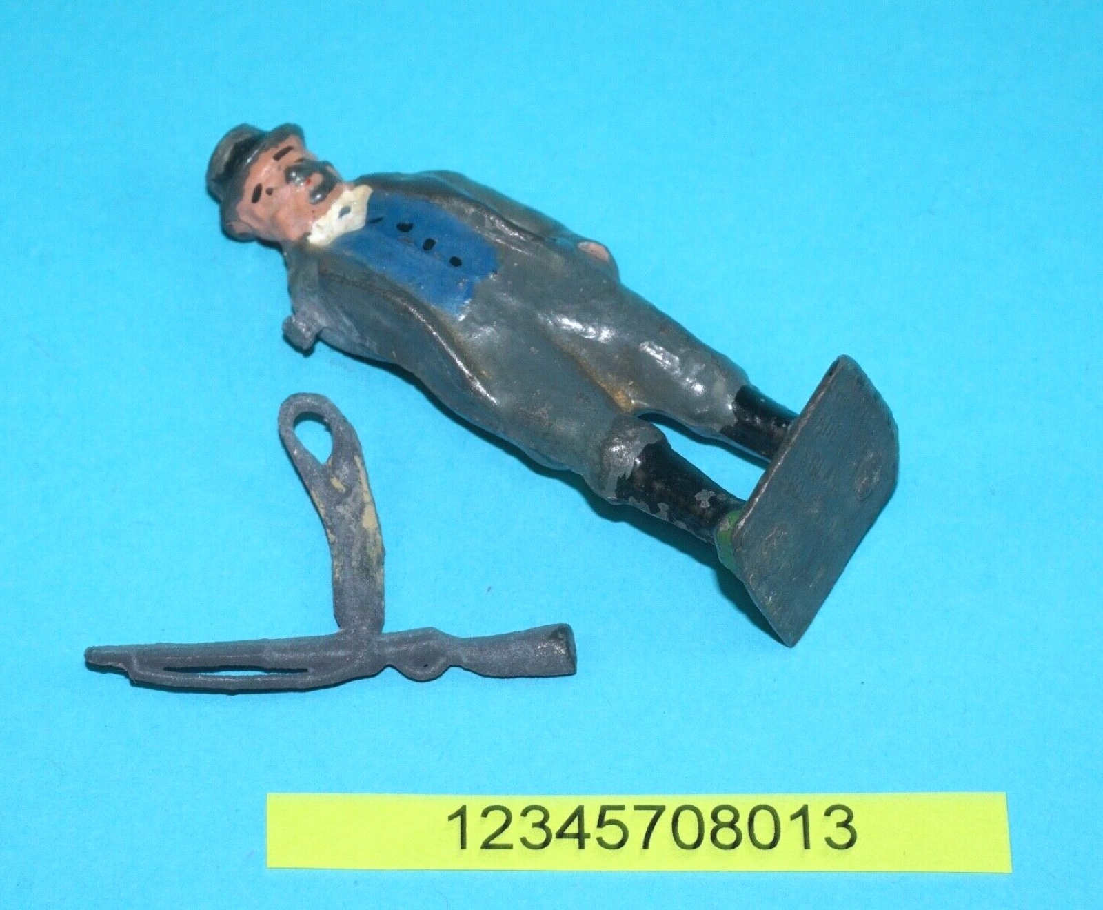 BRITAINS LEAD FARM No. 501 FARMER POST-WAR RIFLE VARIANT 1940s ENGLAND - Image 4