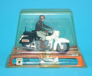 BRITAINS ROAD SERIES #9692 HARLEY DAVIDSON U.S. SHERIFF MIB BUBBLE PACK 1970s ENGLAND
