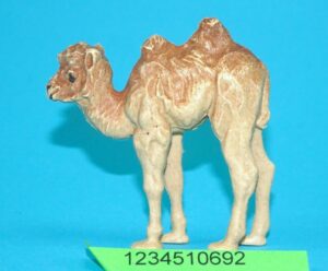 BRITAINS ZOO #1352 BABY CAMEL 1960s ENGLAND