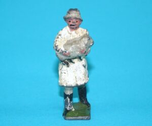 JOHILLCO LEAD FARM SHEPHERD CARRYING LAMB 1930s JOHN HILL & CO ENGLAND BRITAINS
