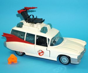THE REAL GHOSTBUSTERS ECTO-1 CADILLAC 100% COMPLETE 1986 KENNER