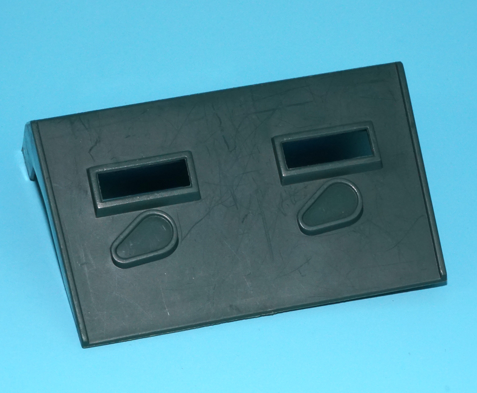 1988 GI JOE WARTHOG A.I.F.V. ORIGINAL SPARE PART DOOR HATCH (L) HASBRO