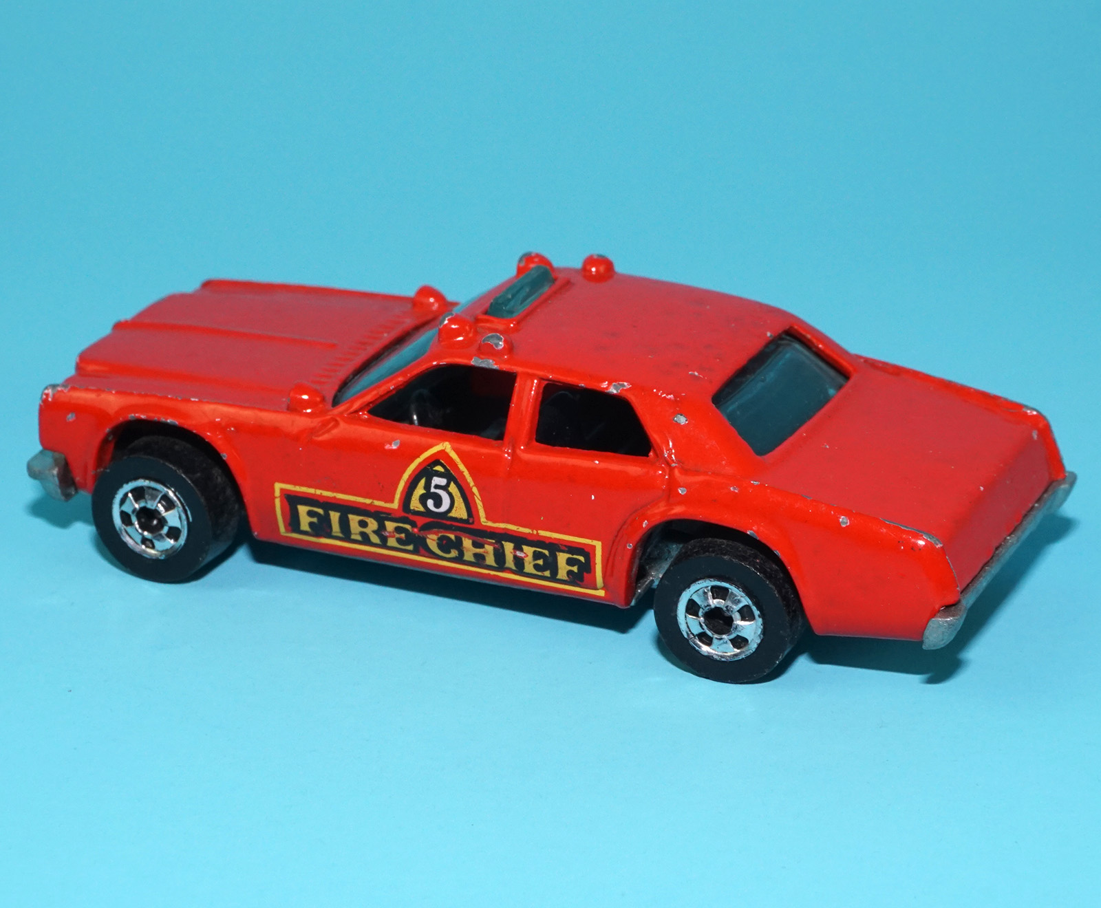 HOT WHEELS BLACKWALL FIRE CHIEF CAR No. 5 MALAYSIA COO 1977 MATTEL - Image 3