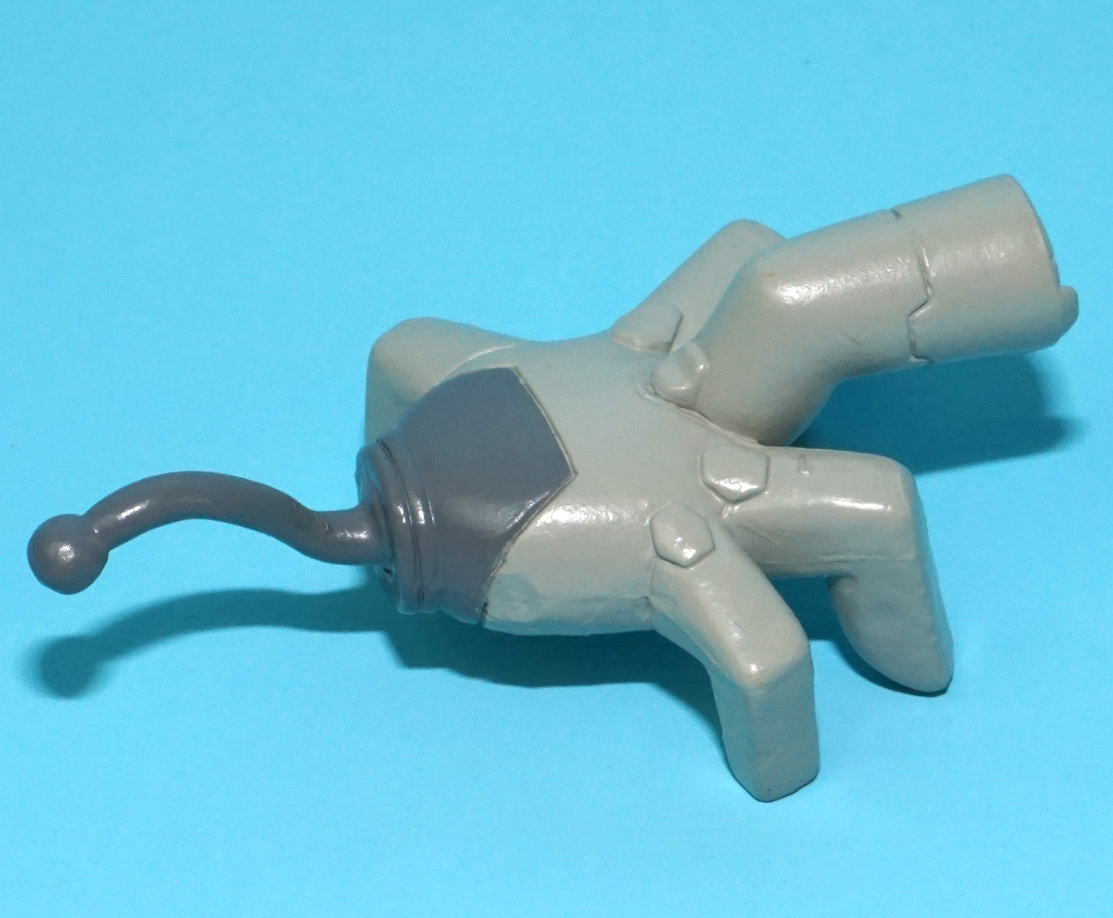 TEEN TITANS GO! 3.5" SERIES CYBORG'S SPY HAND 2004 BANDAI - Image 2