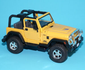 TRANSFORMERS RID ALTERNATORS JEEP WRANGLER SWINDLE 2004 HASBRO
