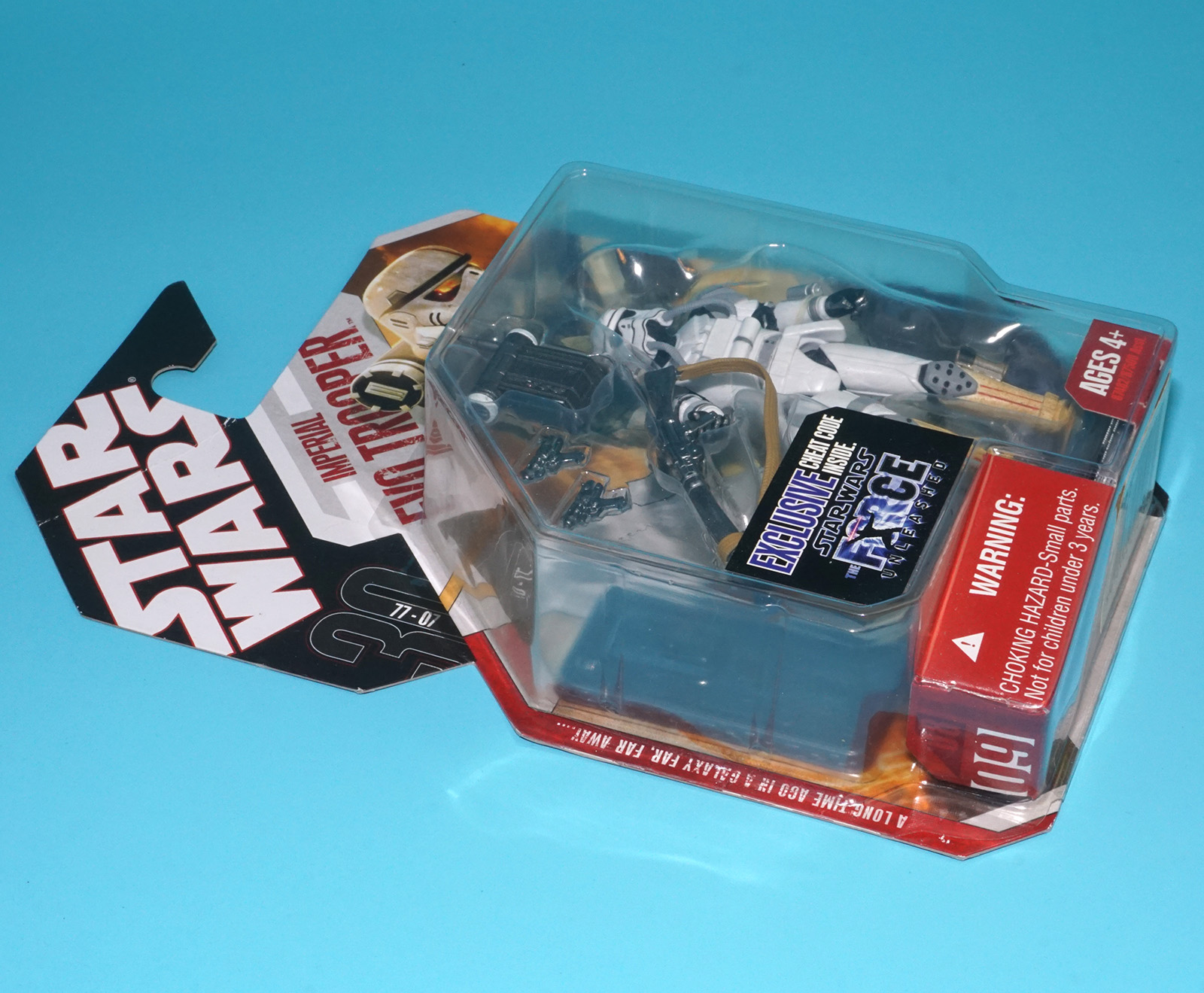 STAR WARS 30TH ANNIVERSARY IMPERIAL EVO TROOPER MOC MOSC 2007 HASBRO - Image 3