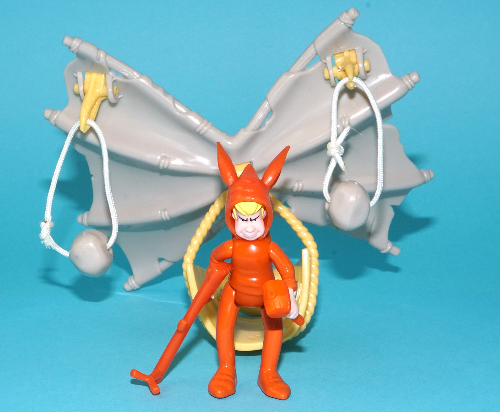 DISNEY HEROES PETER PAN ACTION FIGURE LOST BOY SLIGHTLY & GLIDER 100% COMPLETE 2003 FAMOSA - Image 2