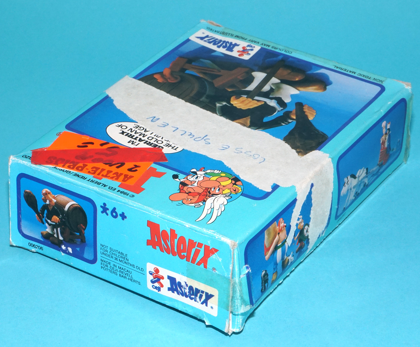 ASTERIX PLAY ACTION FIGURES 6207 GERIATRIX BOXED UK BOX 1984 CEJI TOYCLOUD - Image 4