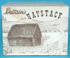 BRITAINS LEAD FARM #144F PAPER MACHE HAYSTACK BOXED ORIGINAL BOX 1930s ENGLAND HTF
