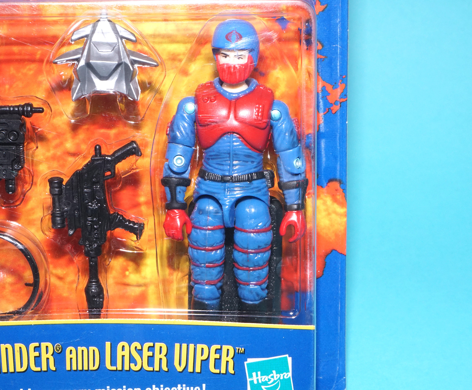 2001 GI JOE COBRA COMMANDER v10 & LASER VIPER v2 MOC MOSC HASBRO - Image 4