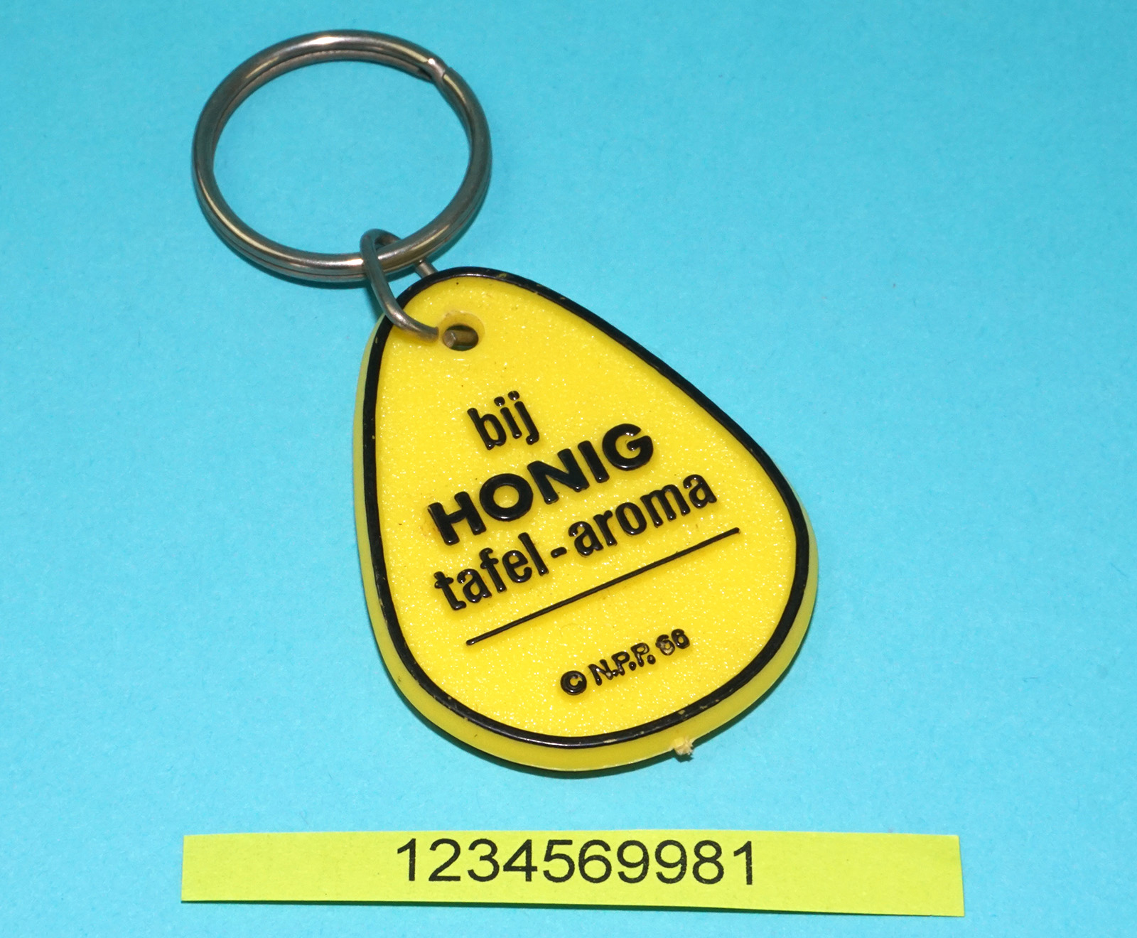 BATMAN KEYRING KEYCHAIN DUTCH PROMOTIONAL 'BATMAN' TAFEL-AROMA 1966 HONIG PROMO HOLLAND - Image 3