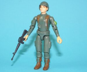 1982 GI JOE GRUNT v1 STRAIGHT ARMS 100% COMPLETE C8+ HASBRO