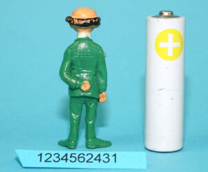 TIN TIN TINTIN PVC MINI TOY FIGURE PROFESSOR CALCULUS 1/35 SCALE 1973 BELVISION ESSO PROMO BENELUX
