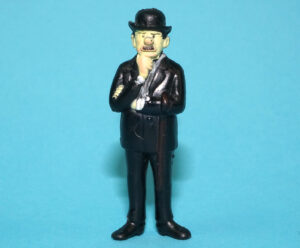 TIN TIN TINTIN PVC MINI TOY FIGURE THOMPSON 1/35 SCALE 1973 BELVISION ESSO PROMO BENELUX