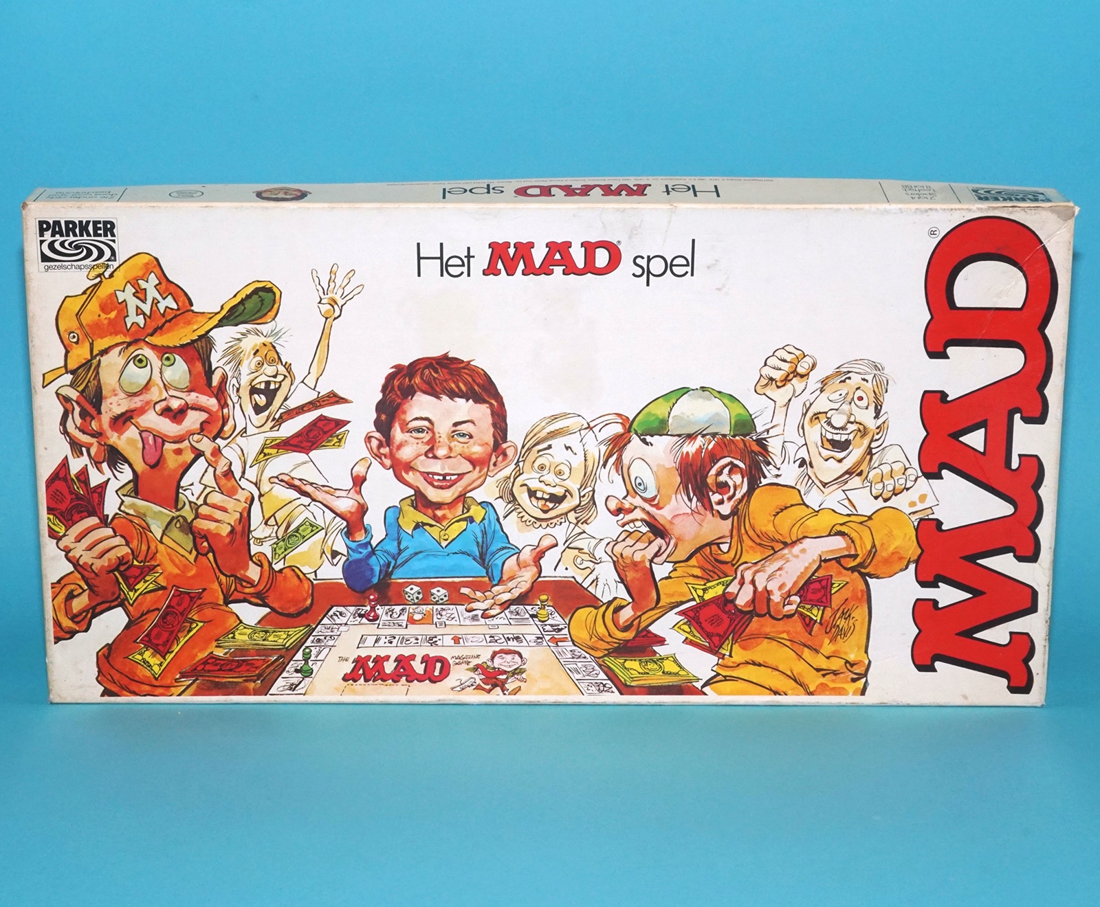 MAD MAGAZINE BOARD GAME 100% COMPLETE 1982 PARKER HOLLAND