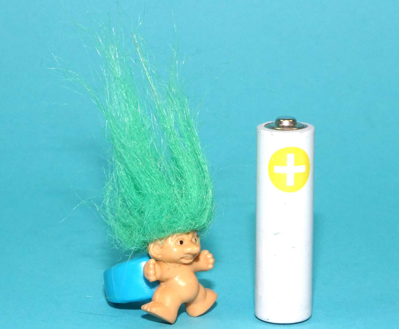 TROLLS PVC MINI FIGURE GOOD LUCK TROLL CLIP-ON RING 1990s RUSS BERRIE CHINA - Image 3