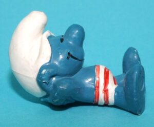 SMURFS 20014 SUNBATHING SMURF GERMANY COO 1970 SCHLEICH