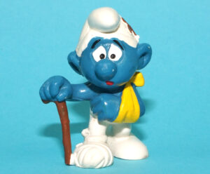 SMURFS 20097 INJURED SMURF HONG KONG COO 1978 SCHLEICH