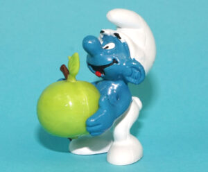 SMURFS 20160 GREEN APPLE SMURF W. GERMANY COO 1983 SCHLEICH