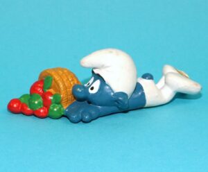 SMURFS 20161 CLUMSY SMURF HONG KONG COO 1983 SCHLEICH