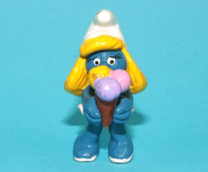 SMURFS 20190 ICE CREAM SMURFETTE SMURF HONG KONG COO 1984 SCHLEICH