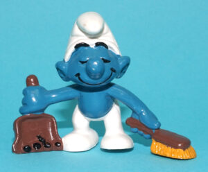SMURFS 20189 DUSTPAN AND BRUSH SMURF HONG KONG COO 1984 SCHLEICH