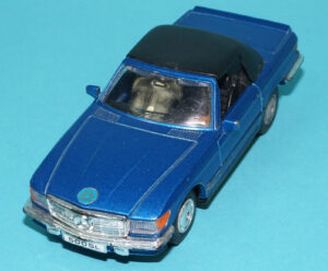 MCTOY MERCEDES BENZ 500 SL SPORTS PULL BACK FRICTION MODEL CAR 1/43 SCALE 1980s MC TOY NOT DINKY