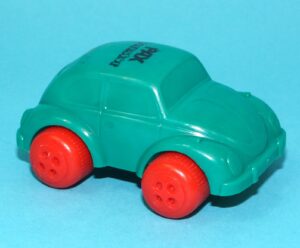 VIKING TOYS VW VOLKSWAGEN BEETLE PLASTIC TOY CAR 1990s PAX BARNSKOR PROMO SWEDEN