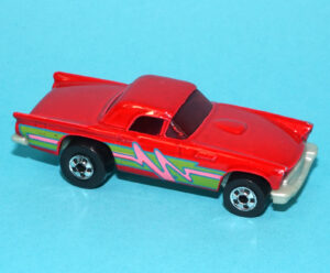HOT WHEELS ’57 FORD THUNDERBIRD T-BIRD 1/64 SCALE BLACKWALL 1977 MATTEL