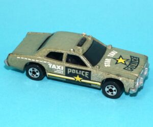 HOT WHEELS COLOR RACERS SHIFTERS DODGE MONACO STAR TAXI POLICE CAR 1/64 SCALE BLACKWALL 1988 MATTEL