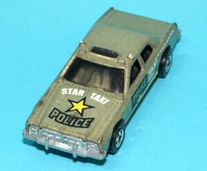 HOT WHEELS COLOR RACERS SHIFTERS DODGE MONACO STAR TAXI POLICE CAR 1/64 SCALE BLACKWALL 1988 MATTEL