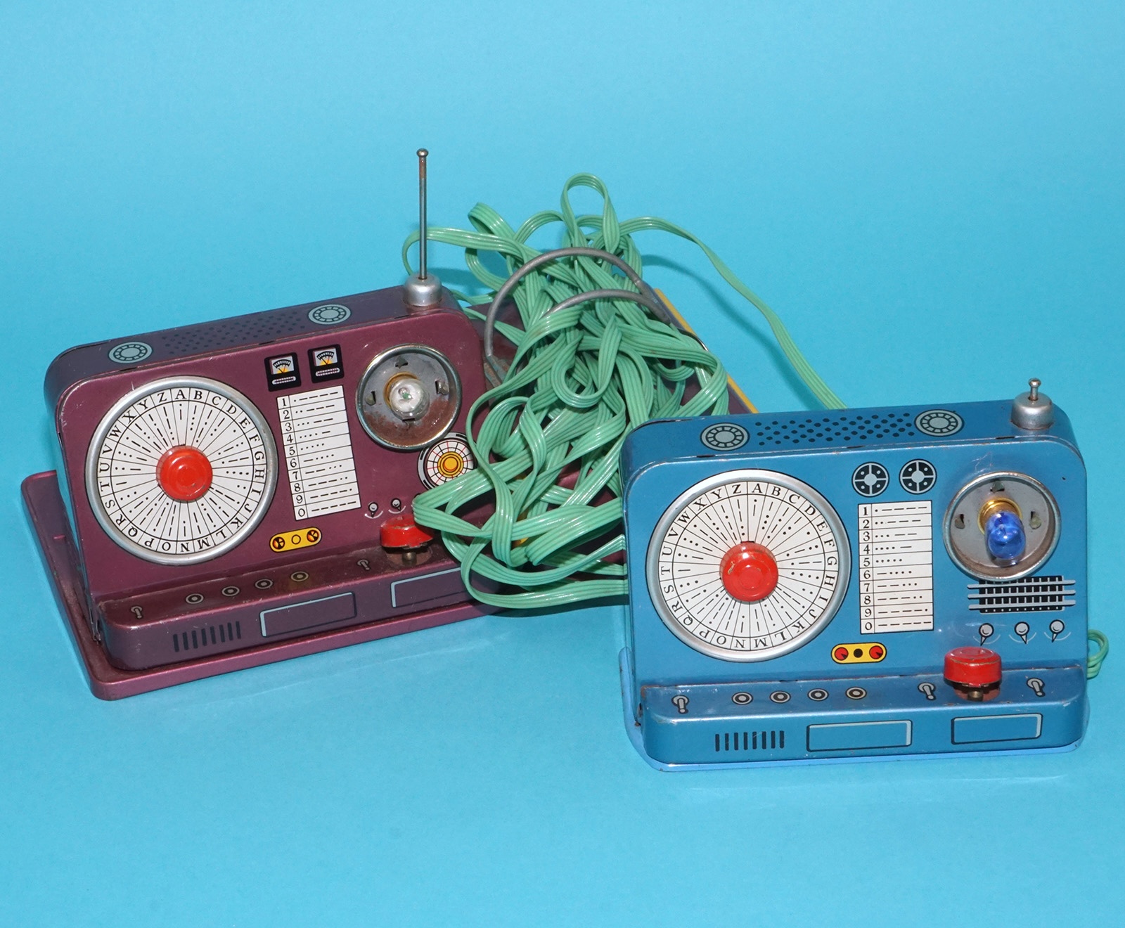 SPACE CONTROL COMMUNICATION SET BATTERY OPERATED TIN TOY 1950s MASUDAYA MODERN TOYS JAPAN WORKS READ - Image 4