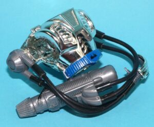 BIKER MICE FROM MARS ORIGINAL SPARE PART BIKER KNIGHTS TOTALIZER THROTTLE BODY ARMOR & MISSILE LAUNCHER 1995 GALOOB