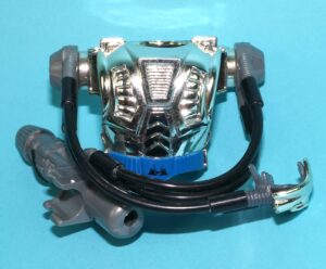 BIKER MICE FROM MARS ORIGINAL SPARE PART BIKER KNIGHTS TOTALIZER THROTTLE BODY ARMOR & MISSILE LAUNCHER 1995 GALOOB