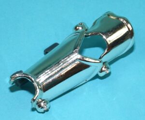 BIKER MICE FROM MARS ORIGINAL SPARE PART BIKER KNIGHTS TOTALIZER THROTTLE LEG ARMOR (R) 1995 GALOOB