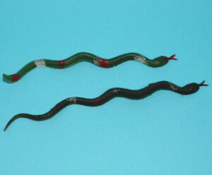 CREEPY CRAWLIES RUBBER JIGGLER TOY SNAKE (2X) 1960s HONG KONG UGLIES