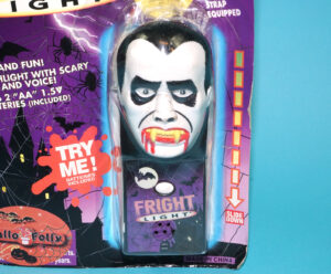 FRIGHT LIGHT MONSTER FLASHLIGHT VAMPIRE DRACULA MOC MOSC EURO CARD 1990s HELLO FOLLY CHINA READ