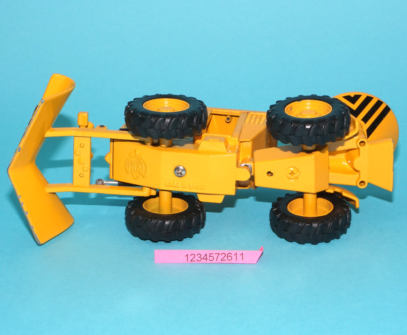 JOAL #229 CATERPILLAR CAT SNOW PLOUGH & SALT SPREADER 1/43 SCALE DIECAST METAL MODEL 1970s JOAL SPAIN - Image 4