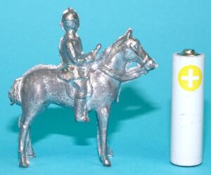 MOORVALE MODELS HOLLOWCAST UNPAINTED LEAD CASTING HAPPY HUNTING SERIES HUNTSMAN 1:35 SCALE TIMPO PIXYLAND KEW