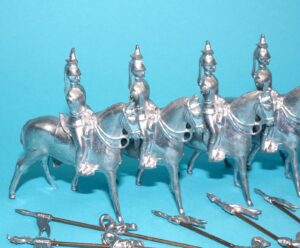 MOORVALE MODELS HOLLOWCAST UNPAINTED LEAD CASTING SOLDIERS MOUNTED LANCERS (5X) 1:32 SCALE BRITAINS TIMPO JOHILLCO