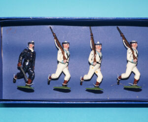 MOORVALE MODELS #5A ROYAL NAVY WHITEJACKETS BOX SET MIB 1980s LEAD HOLLOWCAST TIMPO BRITAINS